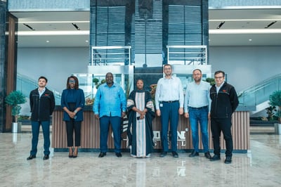 Visita do Embaixador do Uganda na Turquia à nossa fábrica